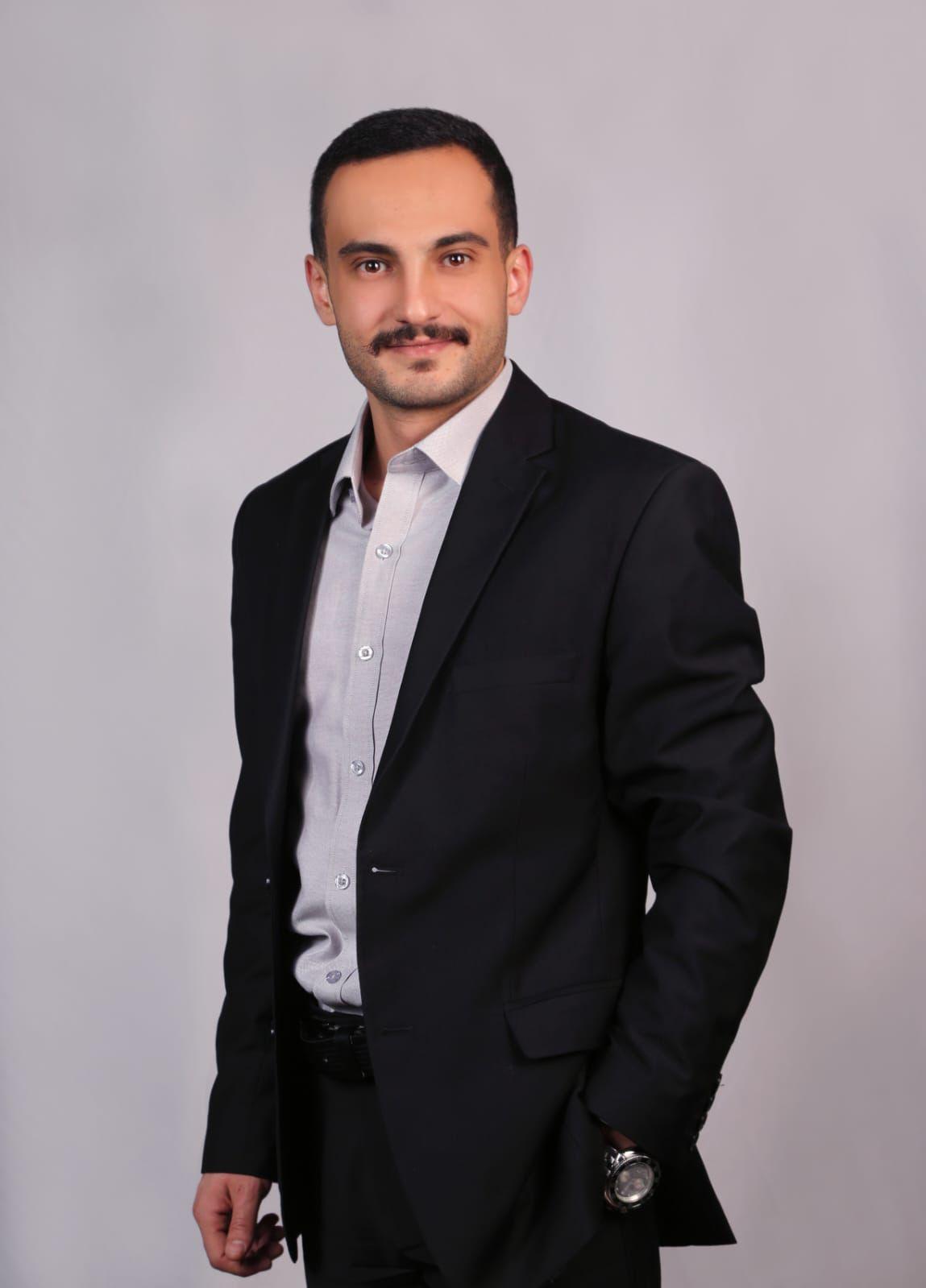 الدكتور عمر عبدالكريم أبوعمر